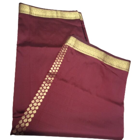 Maroon or Wine Red with Gold Border Saree Unstitched NEW - Picture 1 of 8